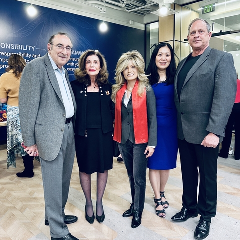 Pictured from left to right: Dr. Lawrence (Larry) Lehner and his wife, City of Las Vegas Mayor Shelley Berkley; Dr. Christian Giovanni; and Xiaoqing Carrie Lu and her husband, Vincent Lynch.
At a fundraiser benefiting Las Vegas Cat Rescue to support efforts to help stray cats in Clark County.

